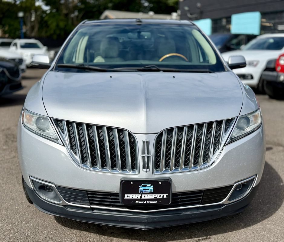 Used 2013 Lincoln MKX AWD image 8