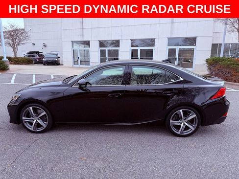 Used 2017 Lexus IS 200t image 5