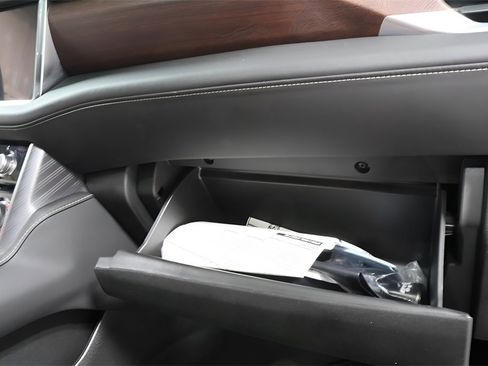 Used 2023 GMC Yukon XL Denali Ultimate image 35