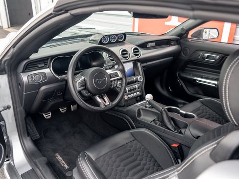 Used 2021 Ford Mustang GT Premium w/ Equipment Group 401A RWD image 10