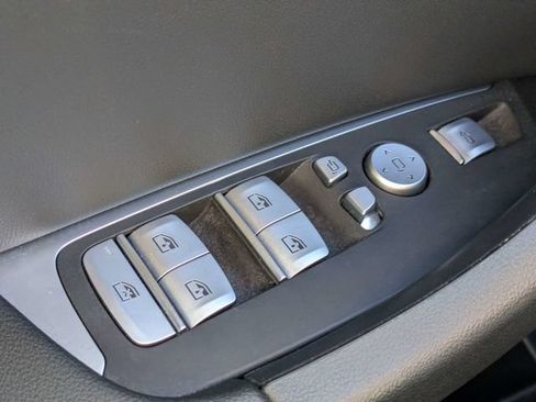 Used 2024 BMW X3 xDrive30i AWD/4WD image 21