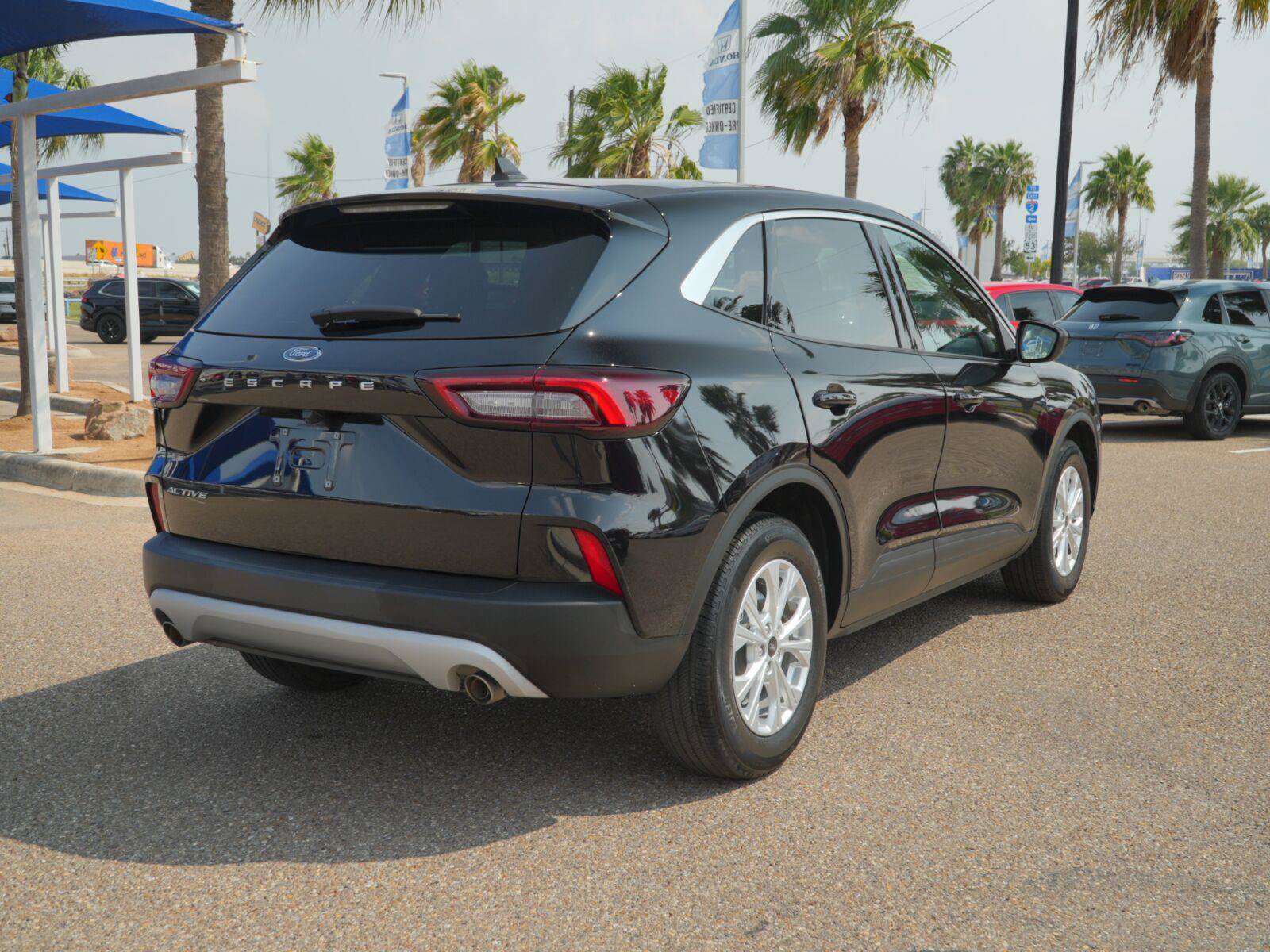 Used 2024 Ford Escape Active FWD image 9