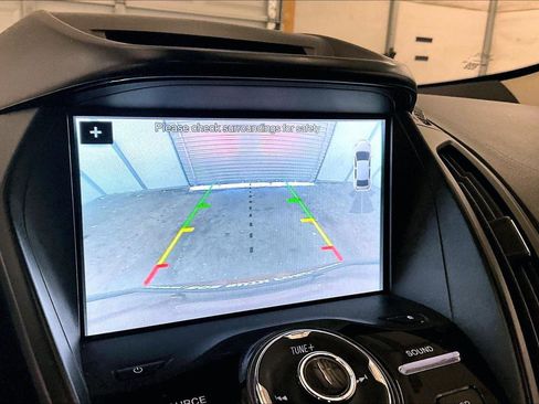 Used 2017 Ford Escape Titanium image 21