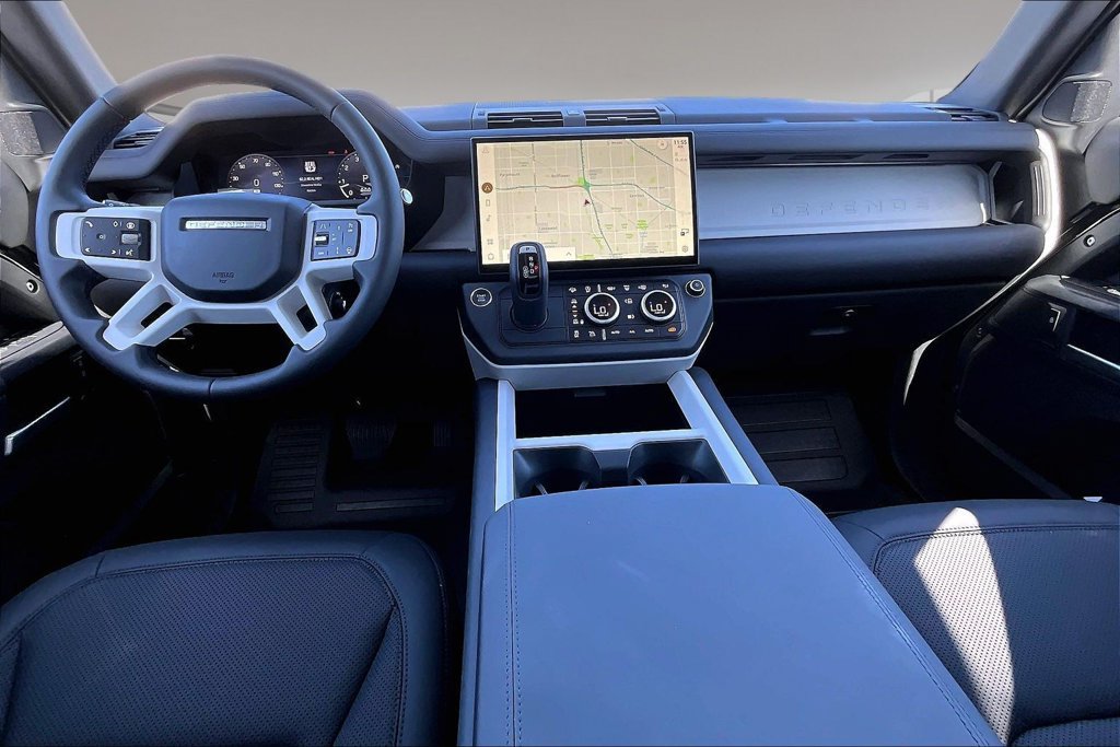 New 2026 Land Rover Defender 110 S AWD/4WD image 5
