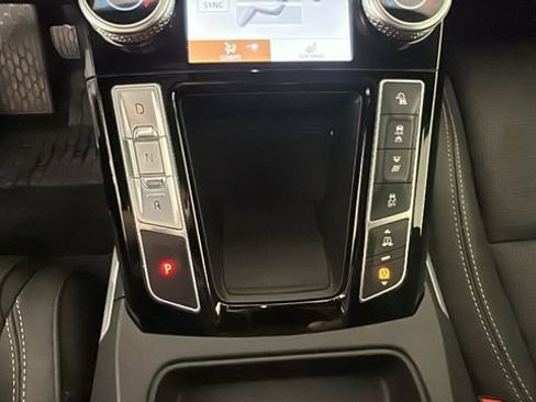 Used 2023 Jaguar I-PACE HSE AWD/4WD image 21