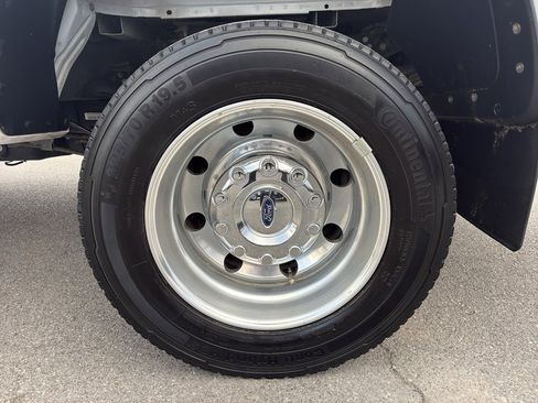 Used 2022 Ford F450 XL w/ Power Equipment Group image 19