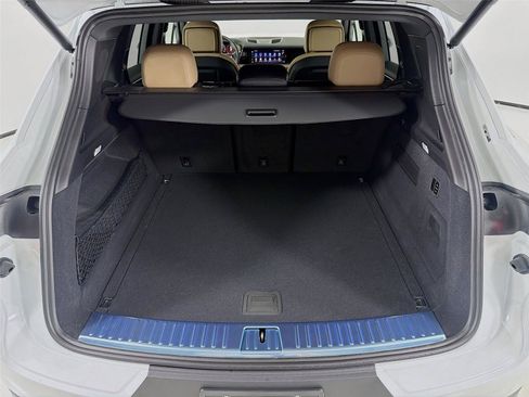 New 2026 Porsche Cayenne AWD/4WD image 21