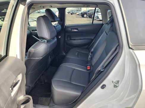 Used 2022 Toyota Corolla Cross XLE image 22