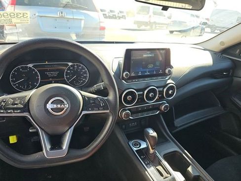 Used 2024 Nissan Sentra SV image 6