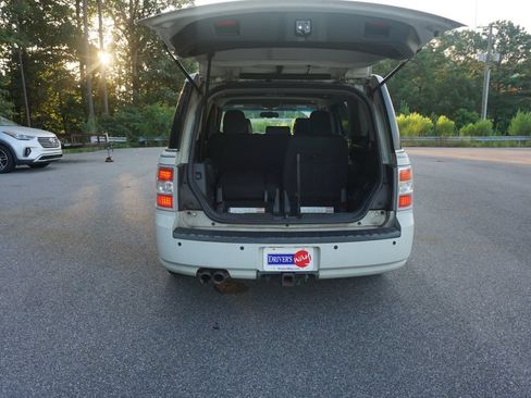 Used 2012 Ford Flex Limited FWD image 13