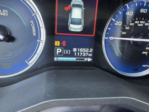 Used 2020 Subaru Crosstrek Hybrid image 22