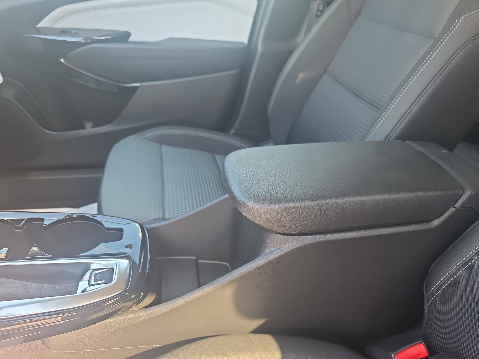 New 2026 Chevrolet Trax LT w/ Midnight Edition FWD image 20