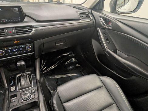 Used 2017 MAZDA MAZDA6 Touring w/ Touring Premium Package image 12