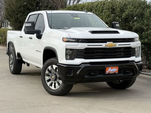 New 2026 Chevrolet Silverado 2500 Custom w/ Custom Value Package image 2