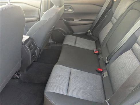 Used 2024 Nissan Rogue SV image 17