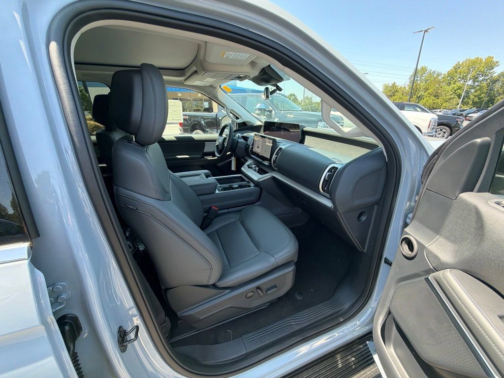 New 2027 Ford Expedition Max Active AWD/4WD image 15