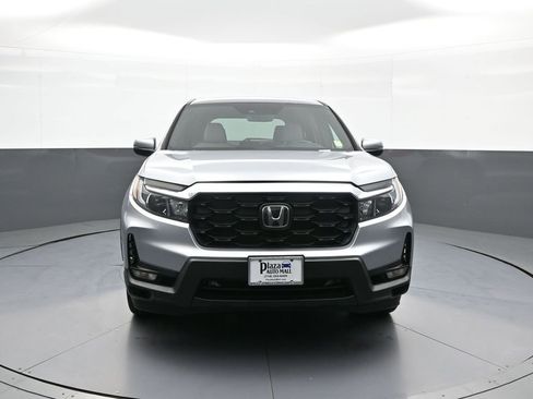 Used 2023 Honda Passport EX-L image 2