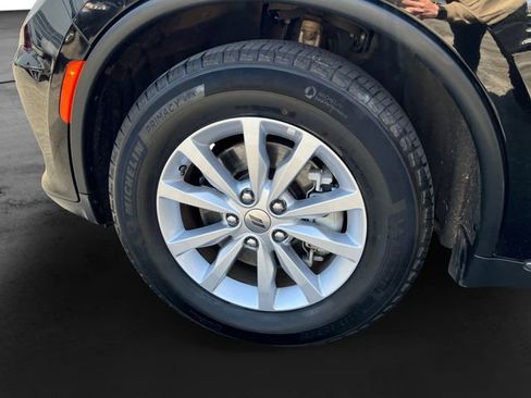 Used 2023 Dodge Durango SXT RWD image 11