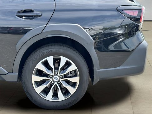 Used 2023 Subaru Outback Limited XT image 41