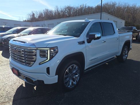 Certified 2023 GMC Sierra 1500 Denali w/ Denali Reserve Package image 4