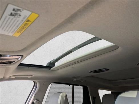 Used 2021 Hyundai Palisade Limited image 15