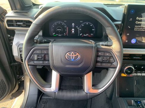 Used 2025 Toyota Tacoma 4x4 Double Cab Hybrid w/ Tow Tech Package image 26