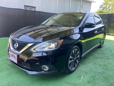 Used 2018 Nissan Sentra SR w/ Premium Package (P02) FWD image 7