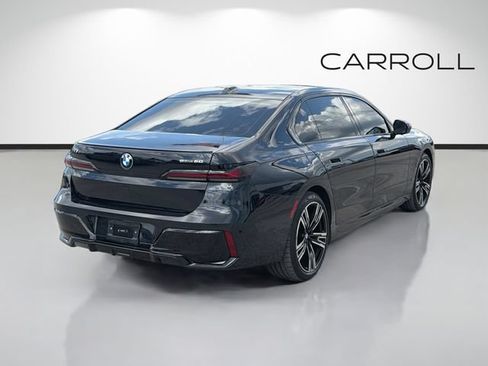 Used 2025 BMW i7 eDrive50 w/ M Sport Package RWD image 3