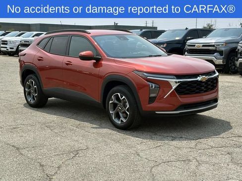 Certified 2024 Chevrolet Trax LT w/ Driver Confidence Package FWD image 8