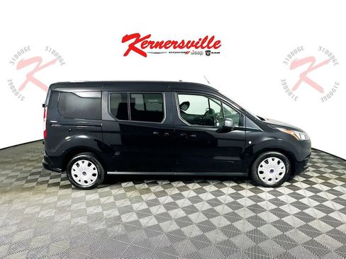 Used 2022 Ford Transit Connect XLT FWD image 8