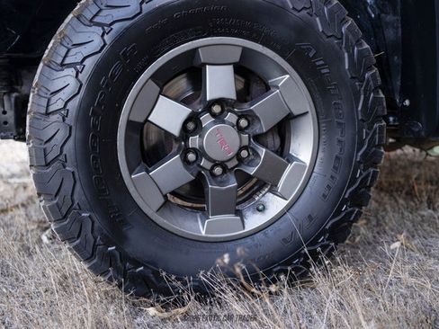 Used 2007 Toyota FJ Cruiser 4WD w/ TRD Special Edition image 90