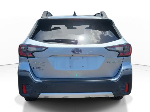 Used 2020 Subaru Outback Limited AWD/4WD image 5