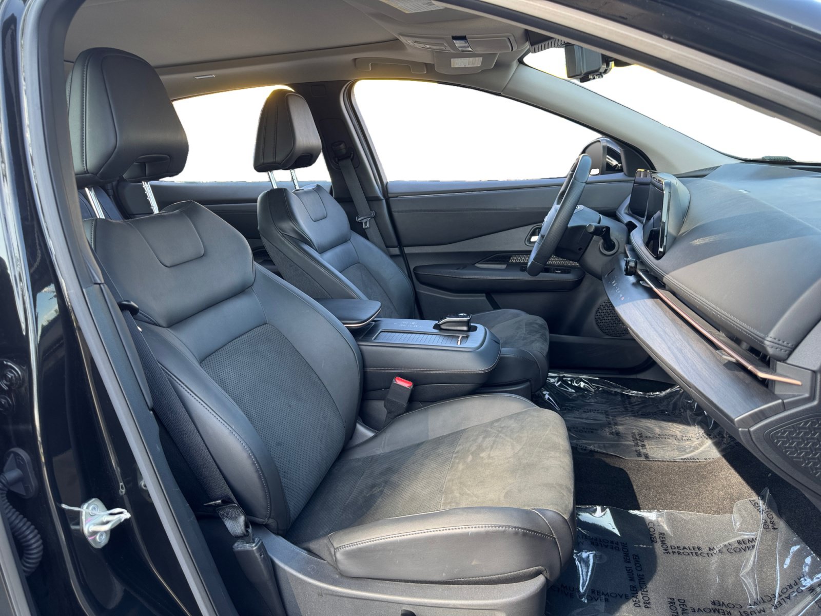 Used 2023 Nissan Ariya FWD image 15