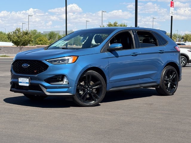 Used 2020 Ford Edge ST w/ Equipment Group 401A AWD/4WD image 2