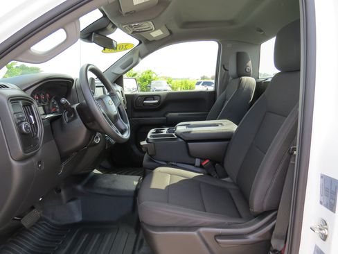 Used 2025 Chevrolet Silverado 1500 W/T RWD image 13