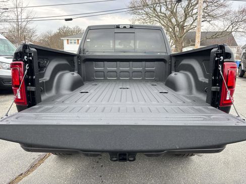 New 2026 RAM 2500 Laramie AWD/4WD image 4