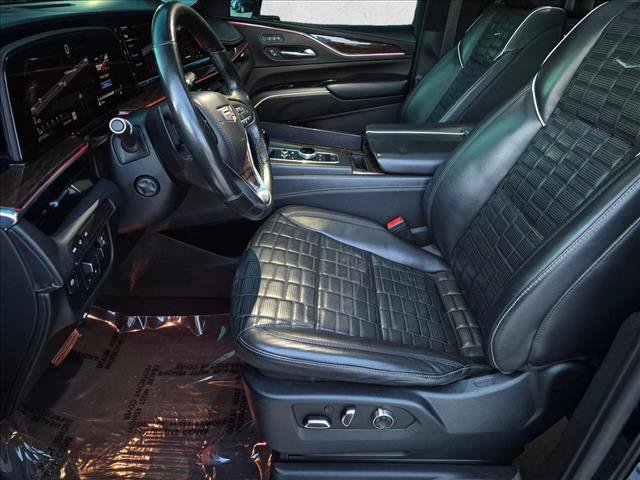 Used 2021 Cadillac Escalade Sport Platinum RWD image 16