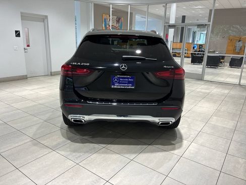 Used 2026 Mercedes-Benz GLA 250 4MATIC image 4