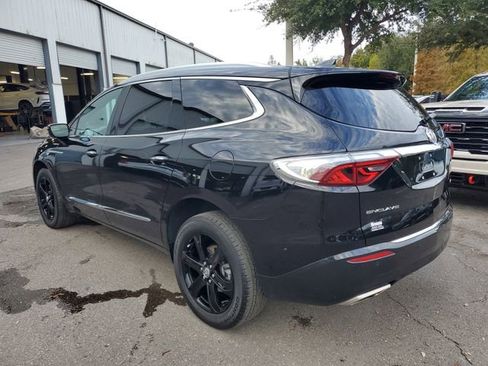 Used 2023 Buick Enclave Essence w/ Experience Buick Package image 3