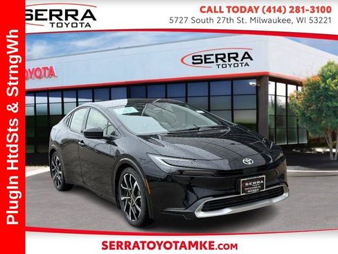 Used 2024 Toyota Prius Prime FWD image 1