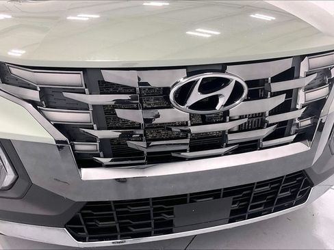 Used 2023 Hyundai Santa Cruz Limited AWD/4WD image 31