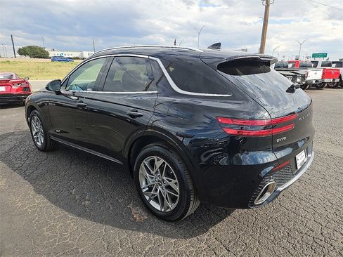Used 2025 Genesis GV70 2.5T image 4