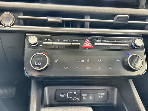 Certified 2025 Hyundai Tucson SEL FWD image 16
