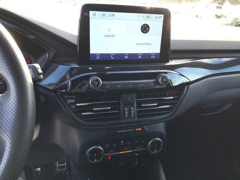 Used 2024 Ford Escape ST-Line image 10