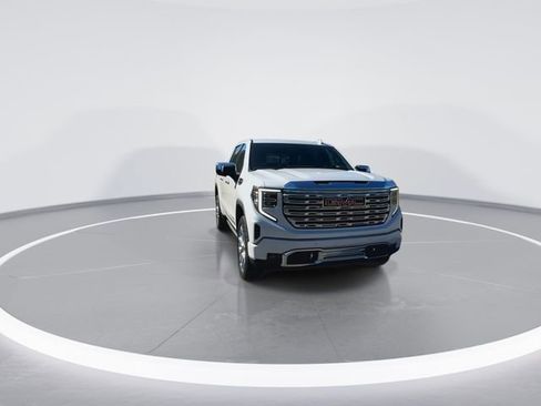 Used 2024 GMC Sierra 1500 Denali w/ Denali Reserve Package image 3