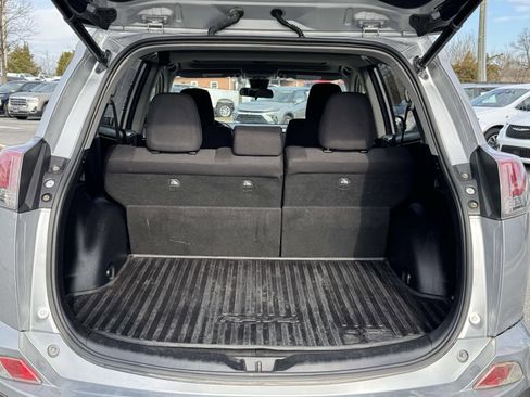 Used 2018 Toyota RAV4 Adventure image 12