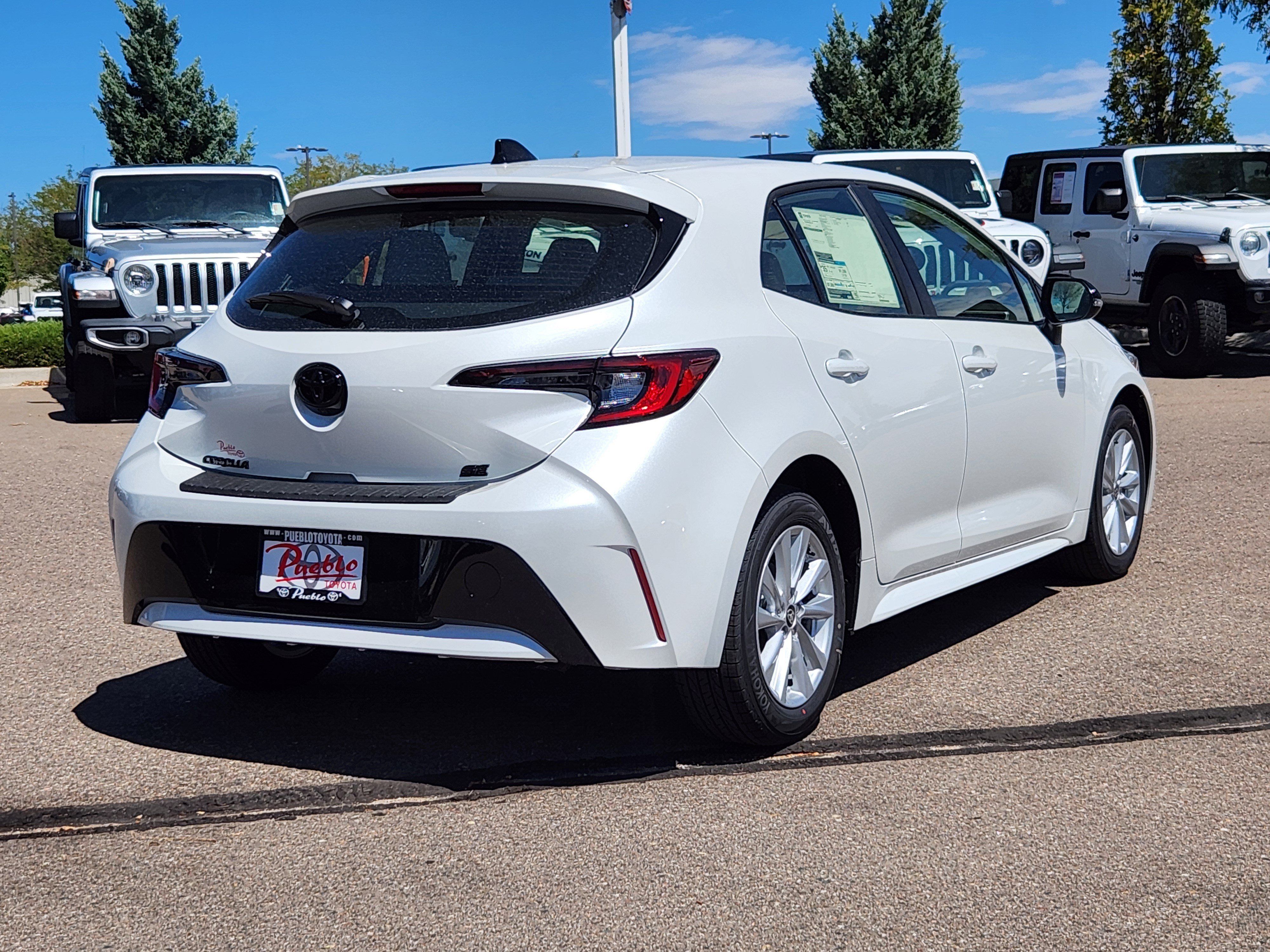 New 2027 Toyota Corolla SE FWD image 3