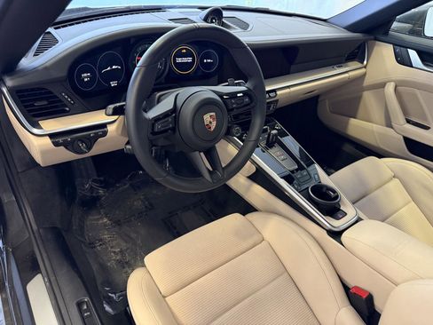 Certified 2024 Porsche 911 Targa 4S image 4