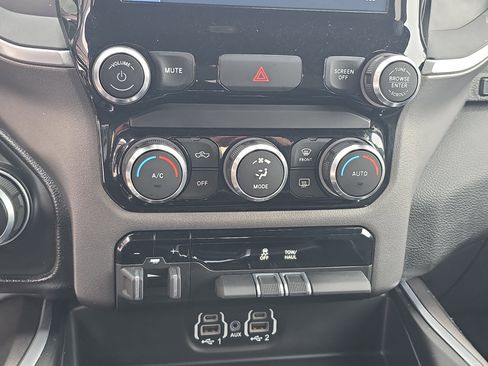 Used 2022 RAM 1500 Big Horn image 26
