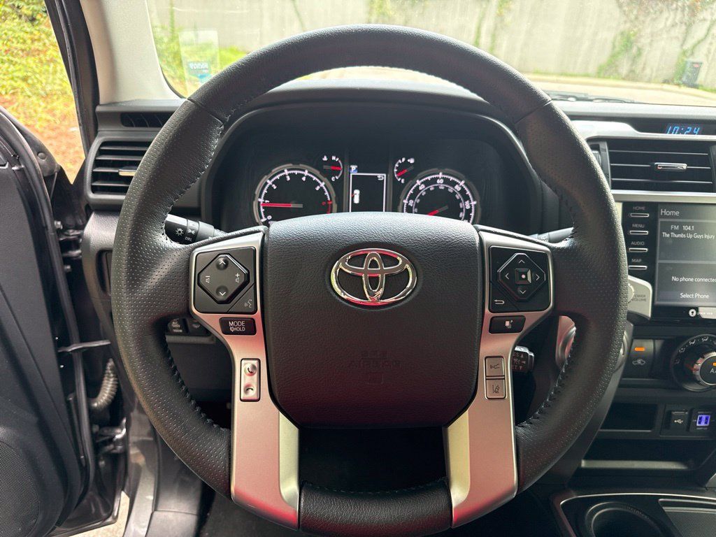 Used 2022 Toyota 4Runner TRD Sport w/ Technology Package RWD image 22